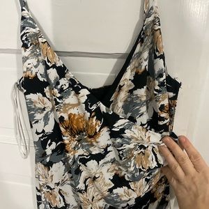 NWT- dark floral Cross draped dress